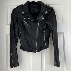 Zara authentic leather cropped jacket Motorcycle fitted moto xs
